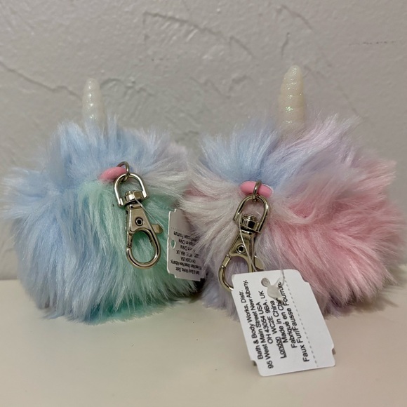 Bath & Body Works Fluffy Pastel Unicorn Pocketbac Sanitizer Holders - Picture 2 of 3
